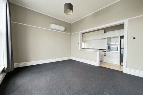 Photo of property in 31c Hall Street, Newtown, Wellington, 6021