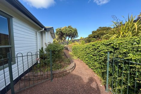 Photo of property in 8 Ngahere Views, Orewa, 0931