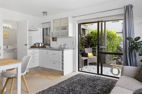 Photo of property in 80 Wakeman Road, Acacia Bay, Taupo, 3330