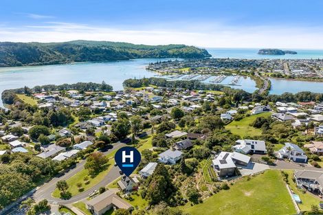 Photo of property in 105 Ngati Porou Place, Whangamata, 3620