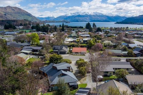 Photo of property in 7 Redwood Lane, Wanaka, 9305