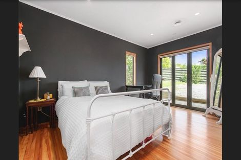 Photo of property in 30 Mason Street, New Lynn, Auckland, 0600