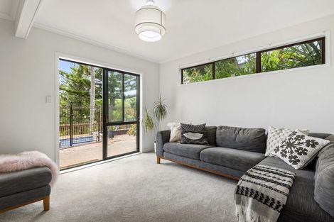 Photo of property in 105 Kia Ora Road, Beach Haven, Auckland, 0626