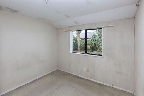 Photo of property in 10 Mayfair Street, Riccarton, Christchurch, 8011