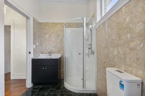 Photo of property in 6 Mahinga Place, Massey, Auckland, 0614