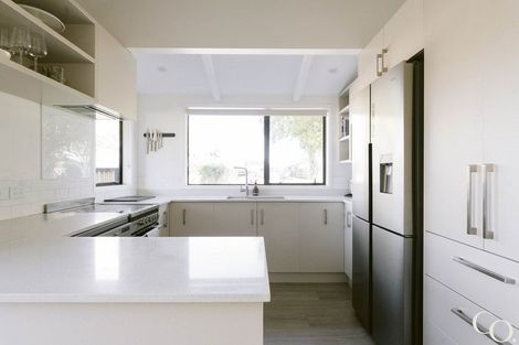 Photo of property in 9 Ngarimu Place, Mount Maunganui, 3116