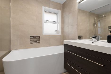 Photo of property in 11 Vine Street, Hillcrest, Hamilton, 3216