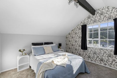 Photo of property in 53 The Drive, Tawa, Wellington, 5028