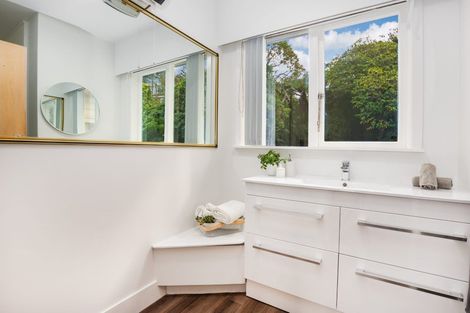 Photo of property in 18 Woodland Road, Johnsonville, Wellington, 6037