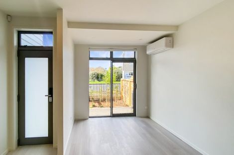 Photo of property in 588d Te Atatu Road, Te Atatu Peninsula, Auckland, 0610