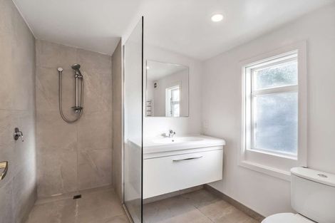 Photo of property in 54 Marriotts Road, North New Brighton, Christchurch, 8083