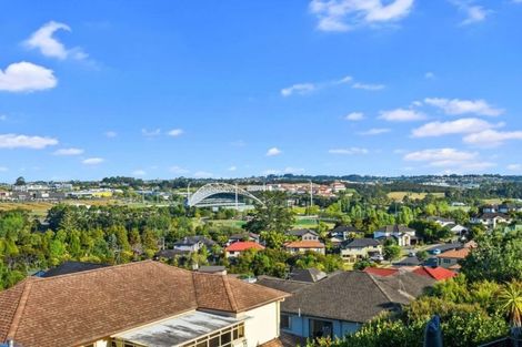 Photo of property in Point Ridge, 130 Gills Road, Albany Heights, Auckland, 0632