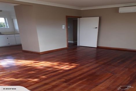 Photo of property in 108 Jickell Street, Hokowhitu, Palmerston North, 4410