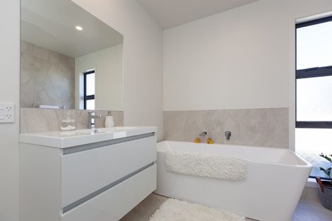 Photo of property in 45 Hudson Place, Paraparaumu, 5032