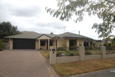 Photo of property in 33 Keswick Crescent, Huntington, Hamilton, 3210