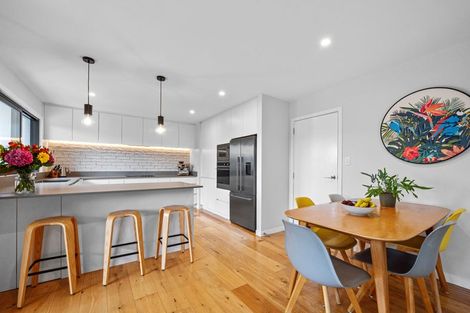 Photo of property in 25 Mayfair Crescent, Mairangi Bay, Auckland, 0630