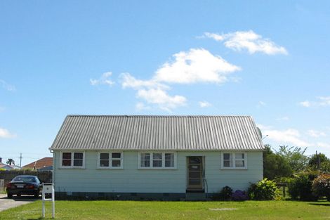 Photo of property in 6 Gothard Place, Westport, 7825