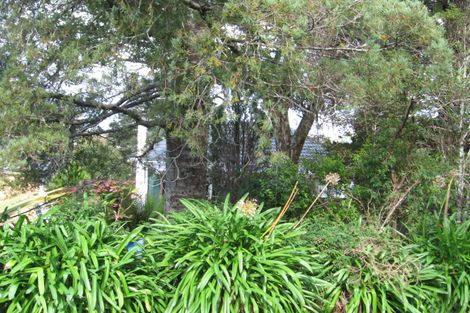 Photo of property in 6 Grovelands Way, Titirangi, Auckland, 0604