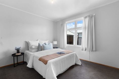 Photo of property in 24 Braid Road, St Andrews, Hamilton, 3200
