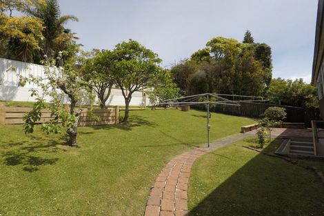 Photo of property in 38 Maxwelton Drive, Mairangi Bay, Auckland, 0630