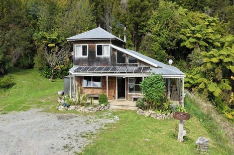 Photo of property in 1155 East Takaka Road, Upper Takaka, Takaka, 7183