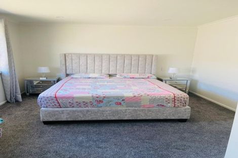 Photo of property in 10 Ivy Lane, Kelvin Grove, Palmerston North, 4414