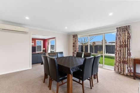 Photo of property in 12 Hampstead Close, Rangiora, 7400
