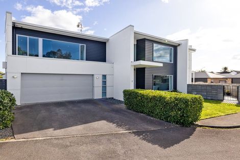 Photo of property in 4 The Palms, Rototuna, Hamilton, 3210