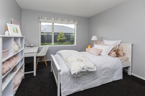 Photo of property in 22 Lindsay Drive, Prebbleton, 7604