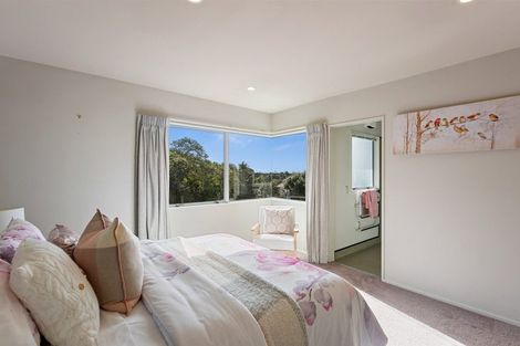Photo of property in 14 Charlotte Way, Raumati South, Paraparaumu, 5032