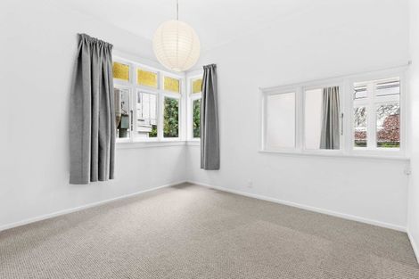 Photo of property in 1/50 Royal Road, Massey, Auckland, 0614
