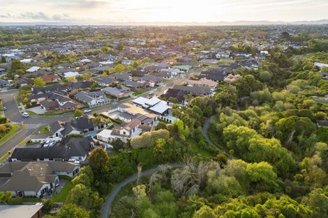 Photo of property in 35 The Esplanade, Huntington, Hamilton, 3210