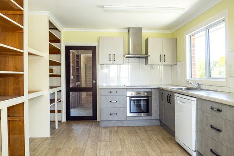 Photo of property in 8 Mckenzie Street, Geraldine, 7930