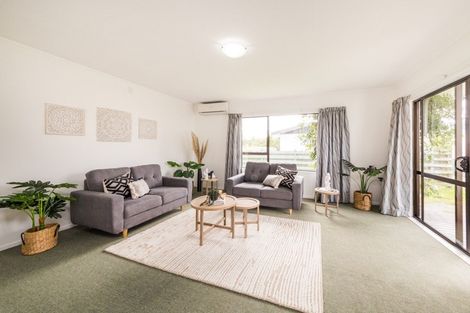 Photo of property in 4b Peter Hall Drive, Kelvin Grove, Palmerston North, 4414