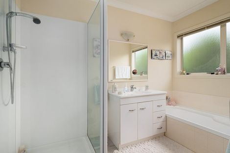 Photo of property in 48 Manor Park Drive, Pyes Pa, Tauranga, 3112