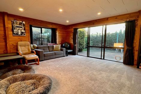 Photo of property in 98 Springs Road, Hornby, Christchurch, 8042