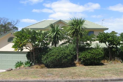 Photo of property in 2/42 Noeleen Street, Glenfield, Auckland, 0629