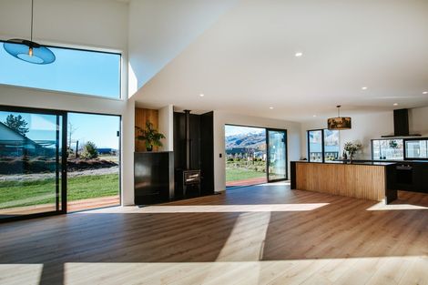 Photo of property in 19 Magnum Drive, Cromwell, 9310
