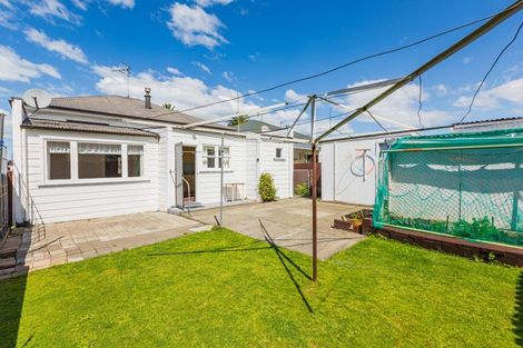 Photo of property in 199 Carlyle Street, Napier South, Napier, 4110