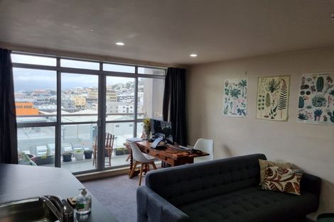 Photo of property in Grandstand Apartments, 12/80u Kent Terrace, Mount Victoria, Wellington, 6011