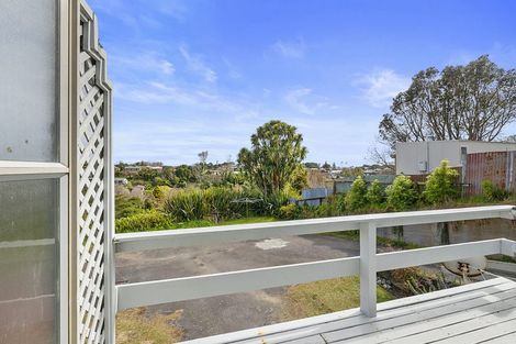 Photo of property in 164 Frankley Road, Frankleigh Park, New Plymouth, 4310