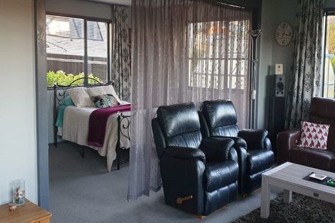 Photo of property in 59 James Drive, Diamond Harbour,  8971