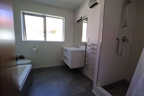 Photo of property in 2/44 Devonshire Road, Miramar, Wellington, 6022
