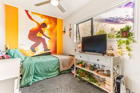 Photo of property in 31 Cambridge Road, Riverhead, 0820