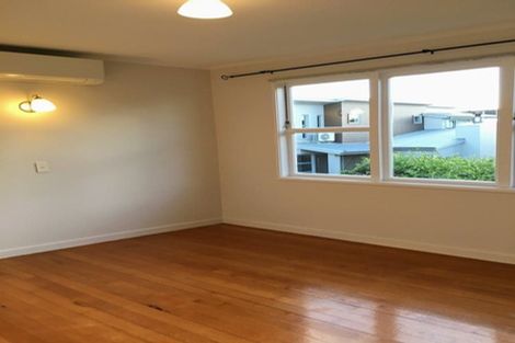 Photo of property in 2a Waller Avenue, Bucklands Beach, Auckland, 2012