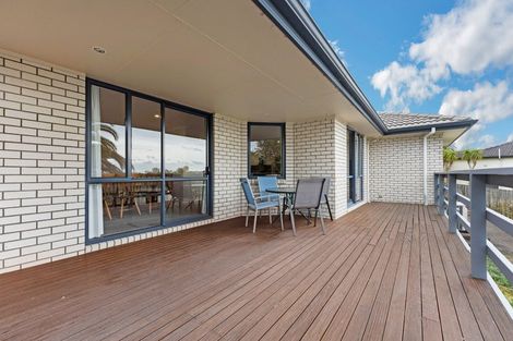 Photo of property in 14 San Carlo Court, Henderson, Auckland, 0612