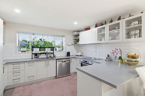 Photo of property in 2/14 Morrison Avenue, Northcote, Christchurch, 8052