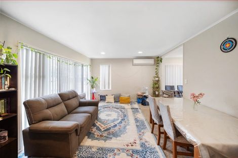Photo of property in 3 Ilford Crescent, Mangere, Auckland, 2022