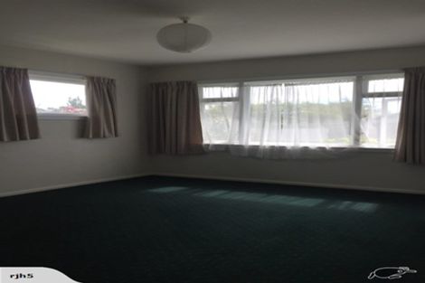 Photo of property in 71 Bretts Road, St Albans, Christchurch, 8052