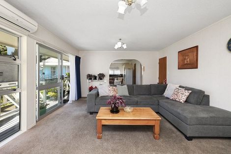 Photo of property in 33c Carrington Street, New Plymouth, 4310